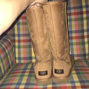 tall UGG boots, like new!